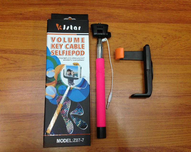 2020 Z07 7 Mobile Phone Wired Monopod Audio Cable Wired Selfie Stick