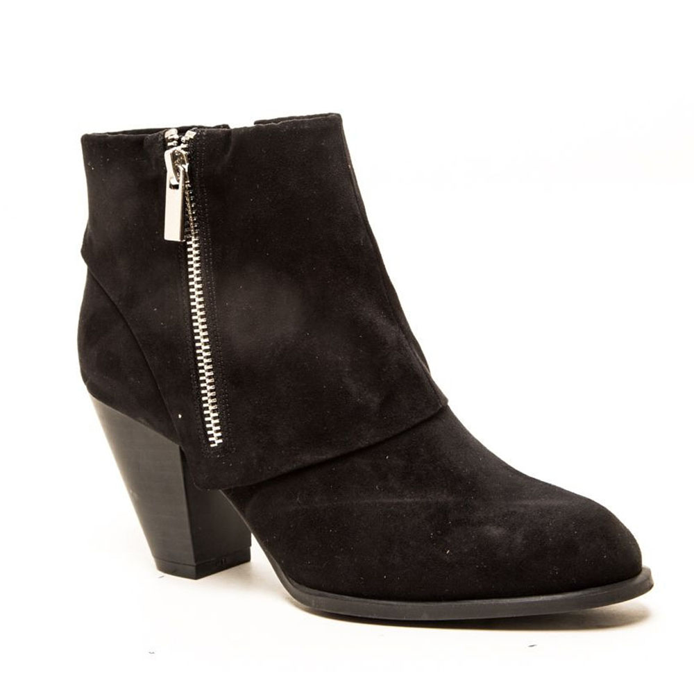 Ankle Boots With Chunky Heel