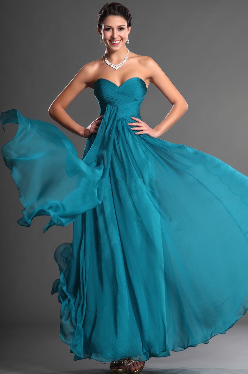 vestido de dama azul tiffany