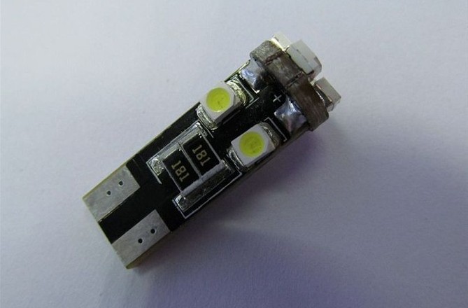 50 x t10 8smd 3   1210 3528     . - 