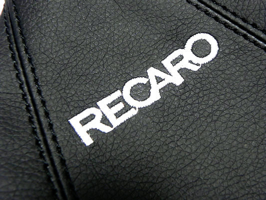 Gear Cover Recaro Black Stitch (3)