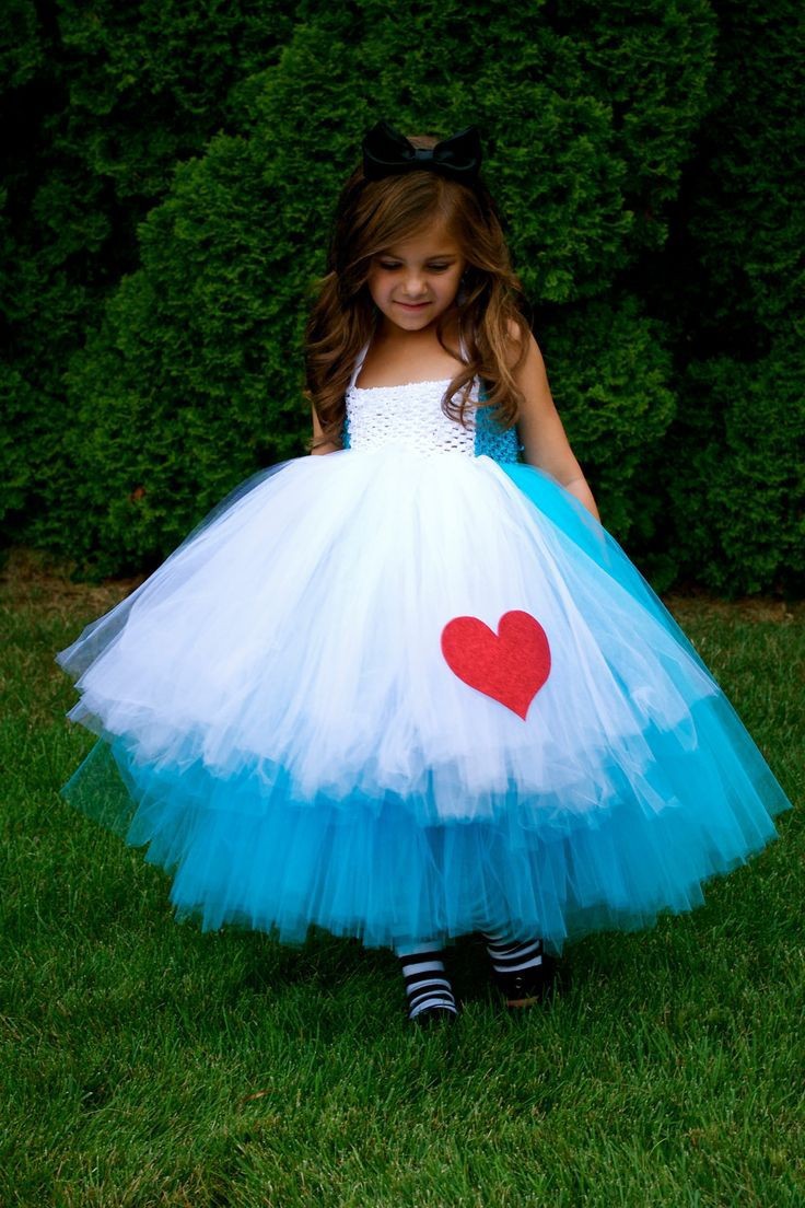 Robe bleu ciel petite fille