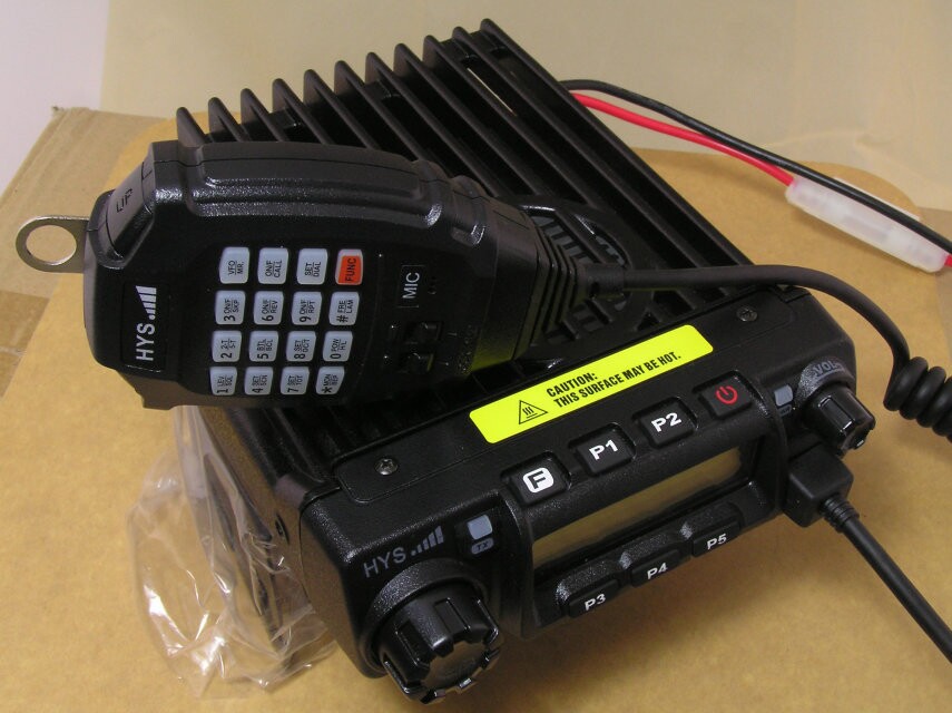 45    UHF400-490MHz     FM  200  + USB   