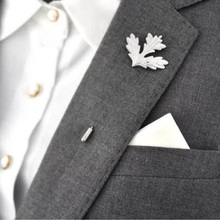 Unisex Corsage Boutonniere Retro Male Maple Brooch Collar Pin Brand Accessories Trendy Suits Shirts Lapel Man Brooches