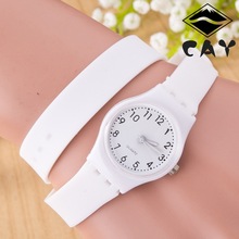 Nueva ginebra movimiento del reloj del silicón del Color del caramelo de alta costura ocio de moda Unisex relojes de pulsera del deporte Wholesale varios colores