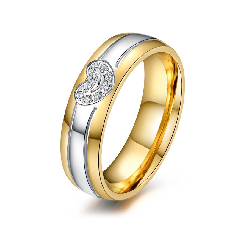 18k gold engraved wedding ring