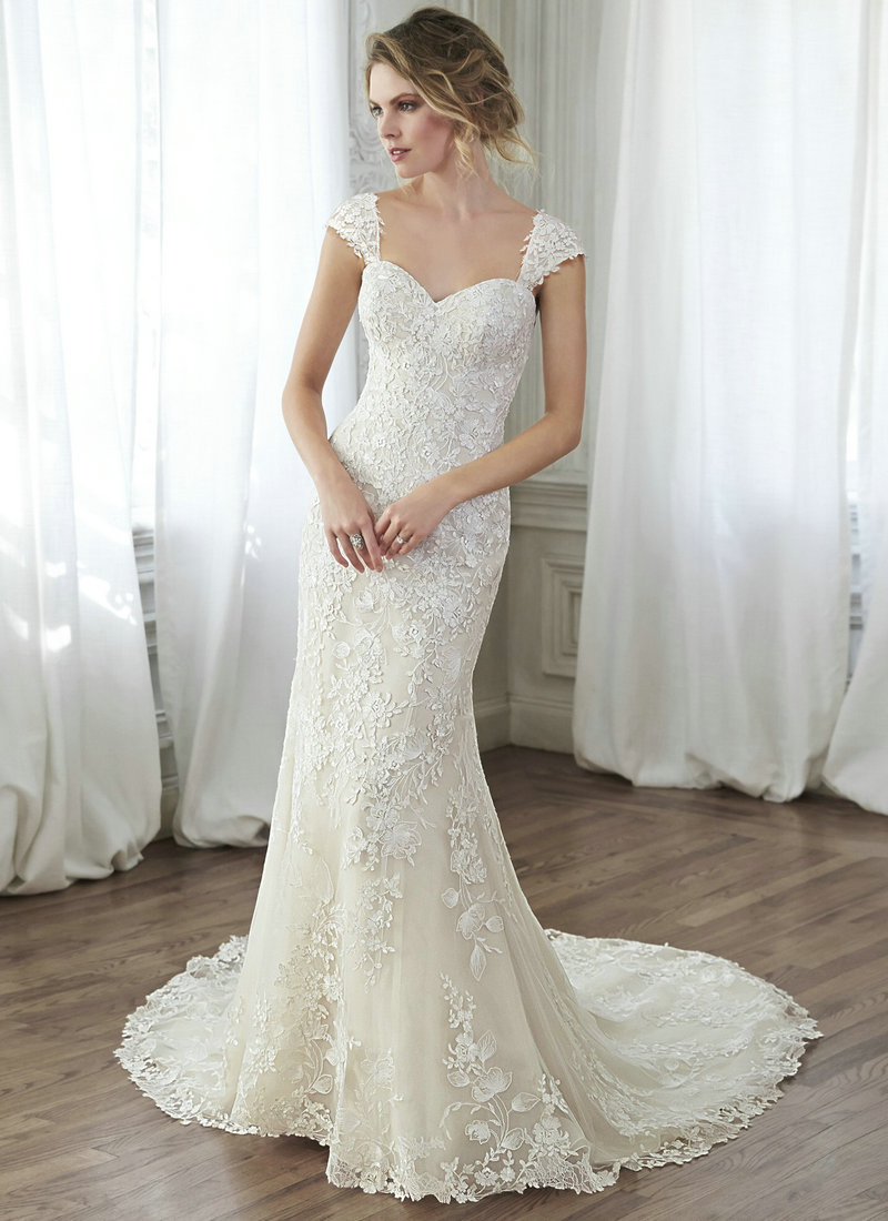 elegant short wedding dress american