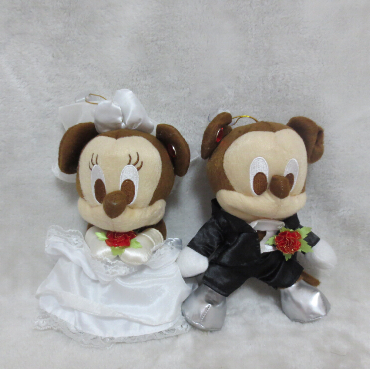 mouse wedding dress