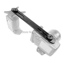 iShoot Metal Dual DSLR Camera Holder Flash Bracket Mount Support for 1/4″ Tripod/Photo Studio Light Stand