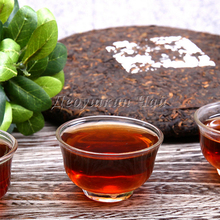 The local people s favorite puer tea Old Menghai ripe puer tea Cake 357g famous Brand