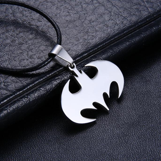 Free Shipping Fashion Jewelry Slippy Bat Batman Sign Pendant 316L Stainless Steel Necklaces leather chain Mens