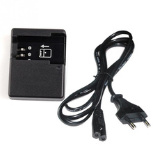 EU/US Plug EN-EL9a Battery MH-23 Charger for Nikon D3000 D5000 D8000 D60 D40 D40X Camera