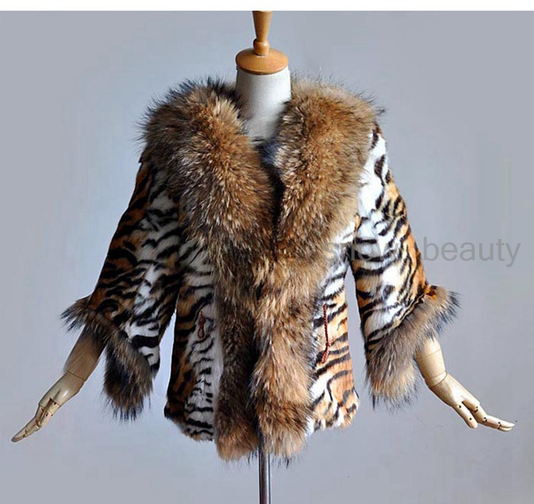 rabbit fur jacket with raccoon fur collar (19)