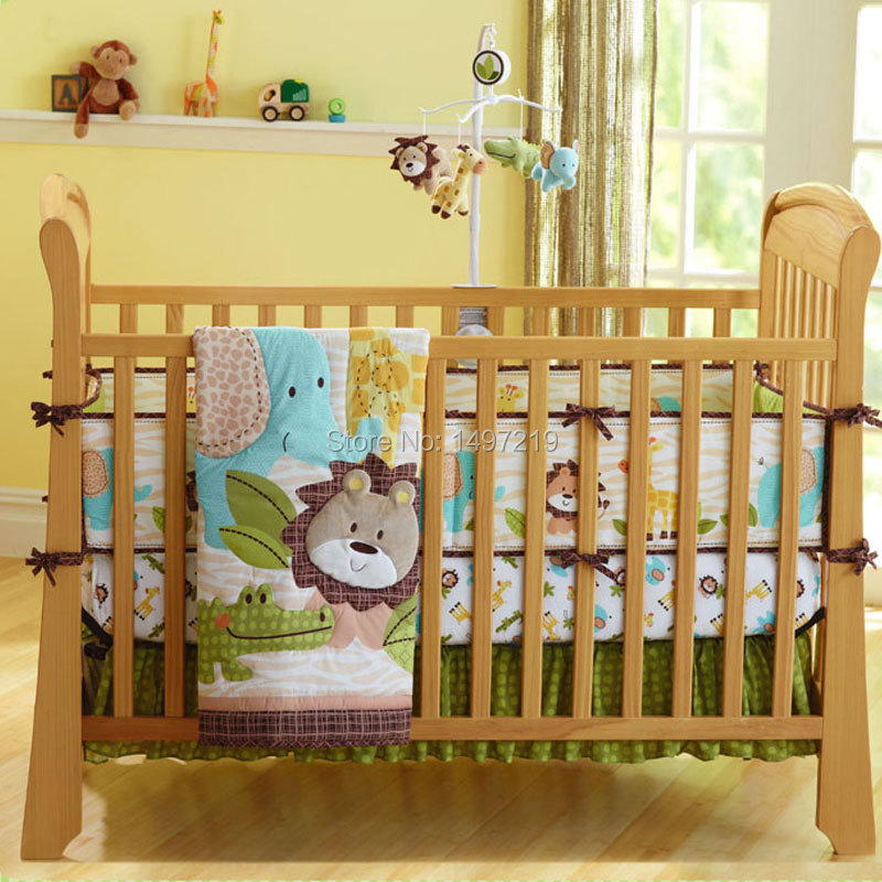 PH017 Baby bedding crib set lion king (1)