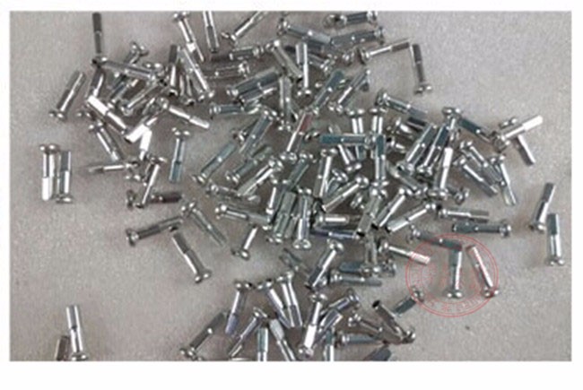 80 Brass Spoke Nipples 14mm 1,8 MM Thread in White