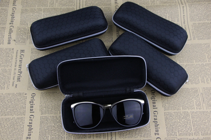 black Waterproof sunglasses case font b Plaid b font pattern zipper large capacity leather glasses box