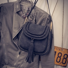 2016 New Saddle Handbags All-match Vintage Crossbody Bags Rivet Knitting Messenger Bags Tassel Simple Ladies Bag