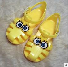Free shipping kids shoes new children’s crystal sandals in summer Prevent slippery wear-resisting Private sandals 4501