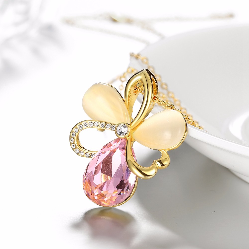 11-925 Sterling Silver Jewelry Vintage Accessories Hollow Flower Design 18K Gold Plated Fashion Jewelry Opal&Rhinestone Pendant Necklace For Women QA0059