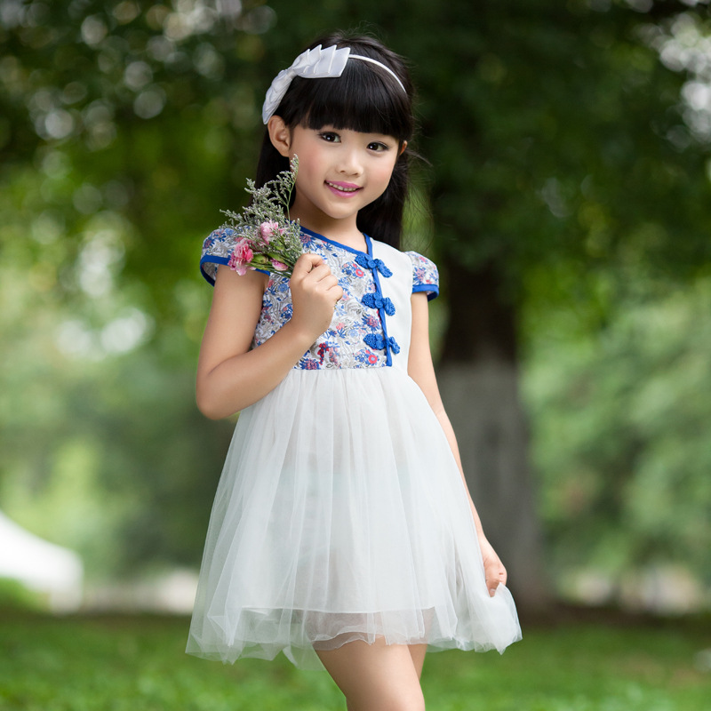 http://g02.a.alicdn.com/kf/HTB1jkxWIpXXXXbyXXXXq6xXFXXXc/wholesale-2015-summer-new-Chinese-style-children-s-clothing-toddler-girls-dresses-blue-and-white-girl.jpg