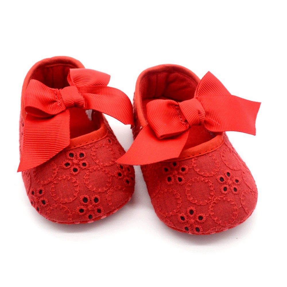 smallest baby shoes