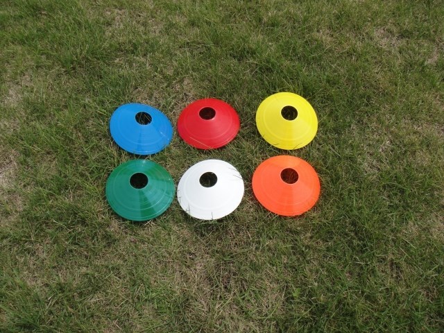 1-Piece-PE-Material-Football-Training-Co