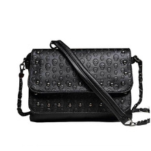 Hot Sale Women’s Handbag Vintage Bag Shoulder Bags Women Skull Messenger Bag Chain Crossbody Fashion Leather Ladies Bags Rivet