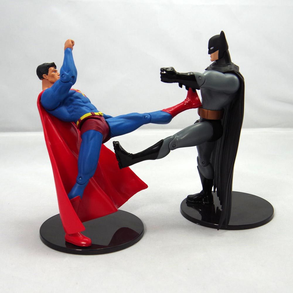 http://g02.a.alicdn.com/kf/HTB1ki_DJXXXXXXbXXXXq6xXFXXXV/2016-Batman-v-Superman-amanecer-de-Justice-18-cm-figura-de-acci%C3%B3n-juguetes.jpg