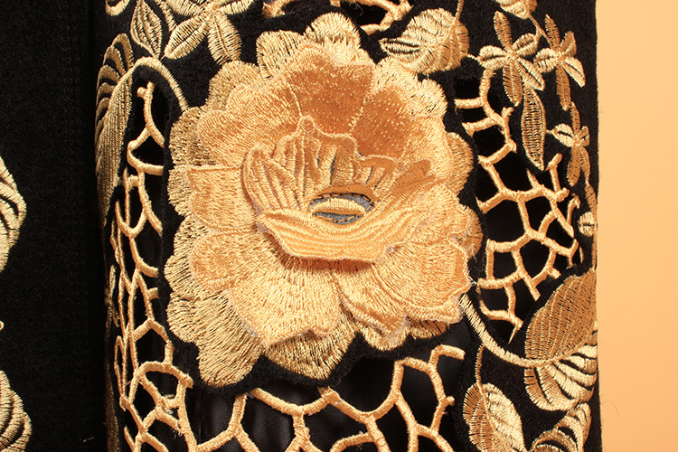 Embroidery Coat (9).JPG