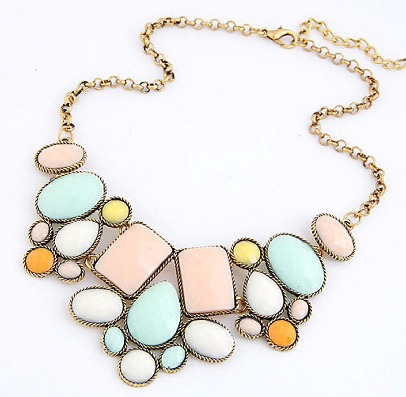 statement necklace