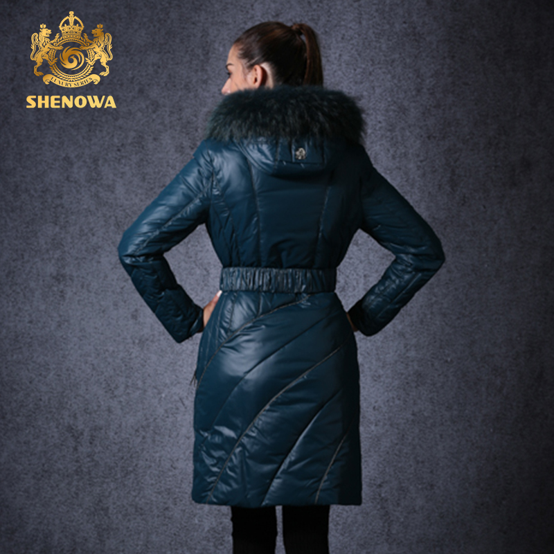 In the winter of 2015, long down cotton raccoon fur collar shenowa multicolor thickened down cotton