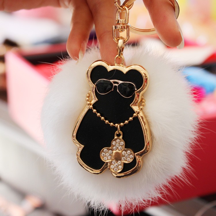 2453783180_767769933