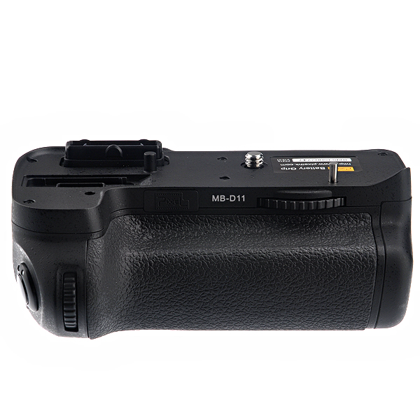 Pixel Vertax D11 Battery Grip for Nikon D7000 (Black)