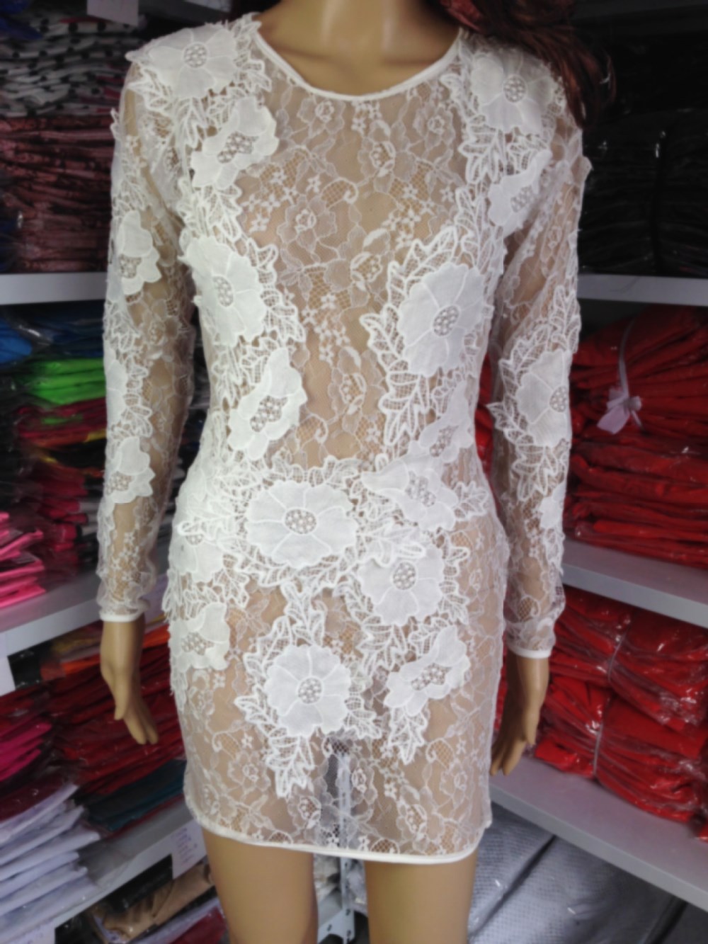 1892876136_1686696451