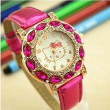 2015 nuevo gatito lindo del hola relojes moda cristal de cuero caja de reloj de cuarzo ocasional Rhinestones caliente del vestido de pulsera reloj