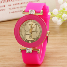 2016 ladies watch new tide comfortable silicone strap quartz watch set auger gold watches selling styles