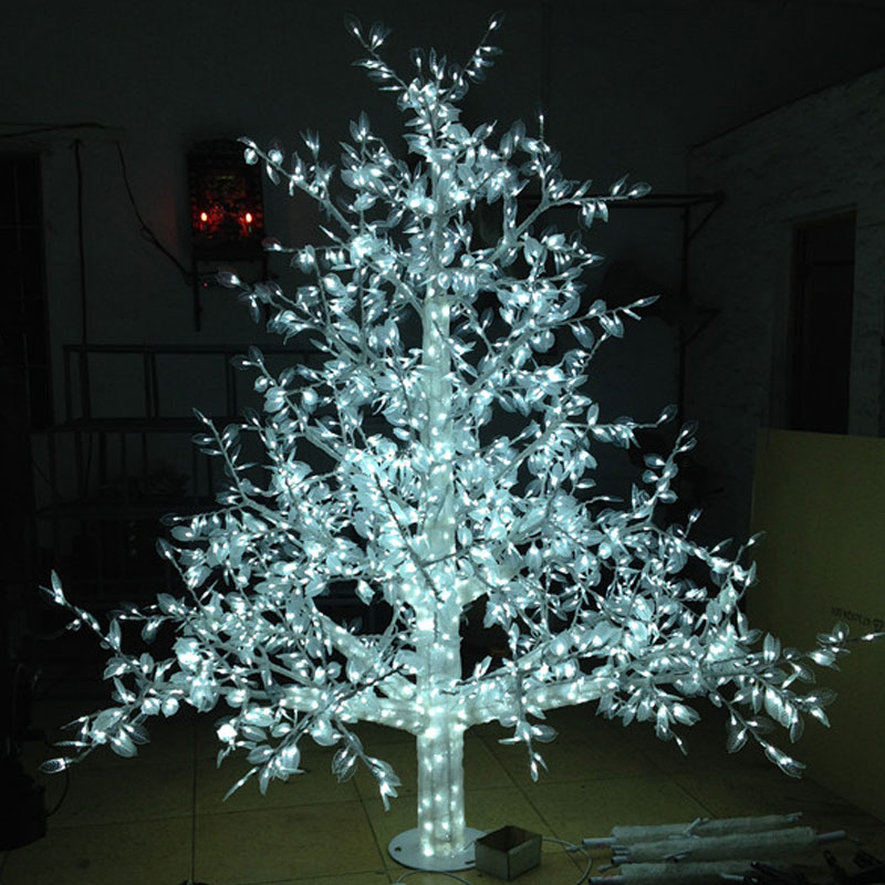 Outdoor Tree Lights Upswept Light Sculpture