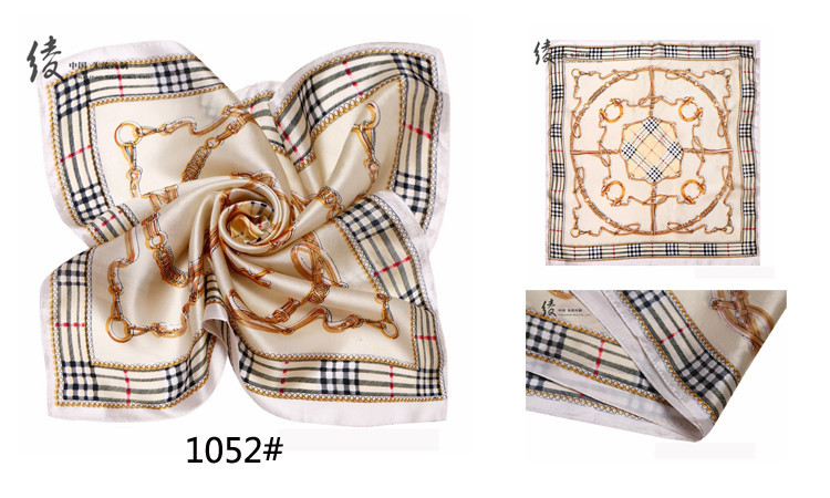 1052-bandana