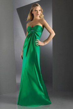 Made-to-measure evening dresses
