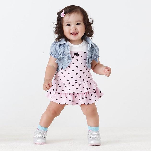 http://g02.a.alicdn.com/kf/HTB1n.rMIVXXXXaDXVXXq6xXFXXX7/New-2015-Baby-font-b-Girl-b-font-font-b-denim-b-font-short-jacket-Patchwork.jpg