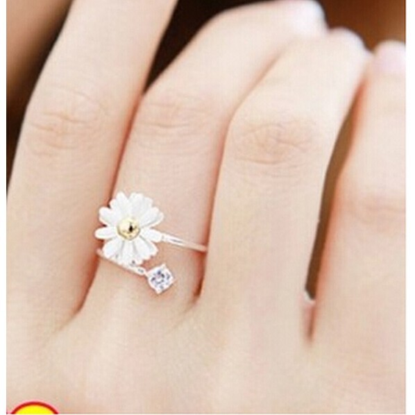 Mini order 1 The new small fresh daisy flower ring jewelry wholesale women Free Shipping CRD29