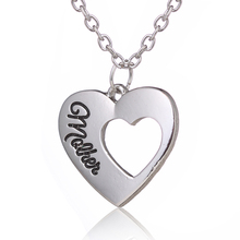 Fashion MOM Jewelry Mother Daughter Silver Heart Cutout Pendant Necklace for Women Best Family Gift