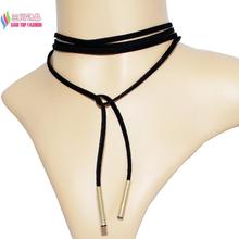 Nueva Llegada al por mayor elegante de La Manera Larga de las mujeres de Cuero Negro Cuerda Tubo de Oro Falso Collar gargantilla Collar collier Bijoux