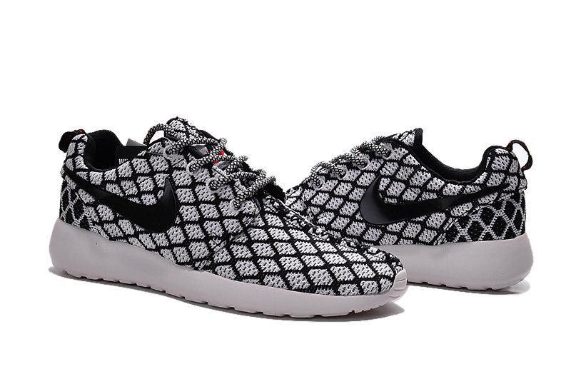 nike roshe run 40