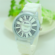 NEW Geneva Watch women Fashion Quartz Watches Silicone Young Sports Women gold watch Casual Dress Wristwatches