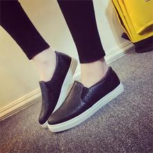 2016 Spring Autumn Women Leather shoes For Woman Black Loafers snakeskin shoes slip on Loafer Casual Shoes zapatos mujer