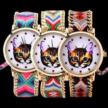 Venta al por mayor mujeres étnico cuerda tejida cadena de oro pulsera de la venda gato Dial cuarzo reloj de pulsera