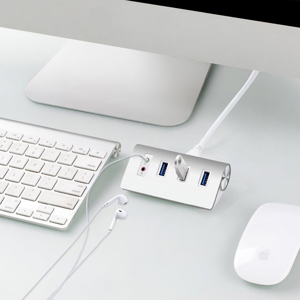 best usb hub for macbook pro music production