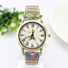 Popular Fashion Luxury Geneva Lover’s Watches Women Dress Watch Sport Men High Quality Gold Steel Wristwatch Relogios Femininos