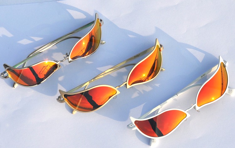 Óculos de sol em pvc com anime donquixote doflamingo óculos para